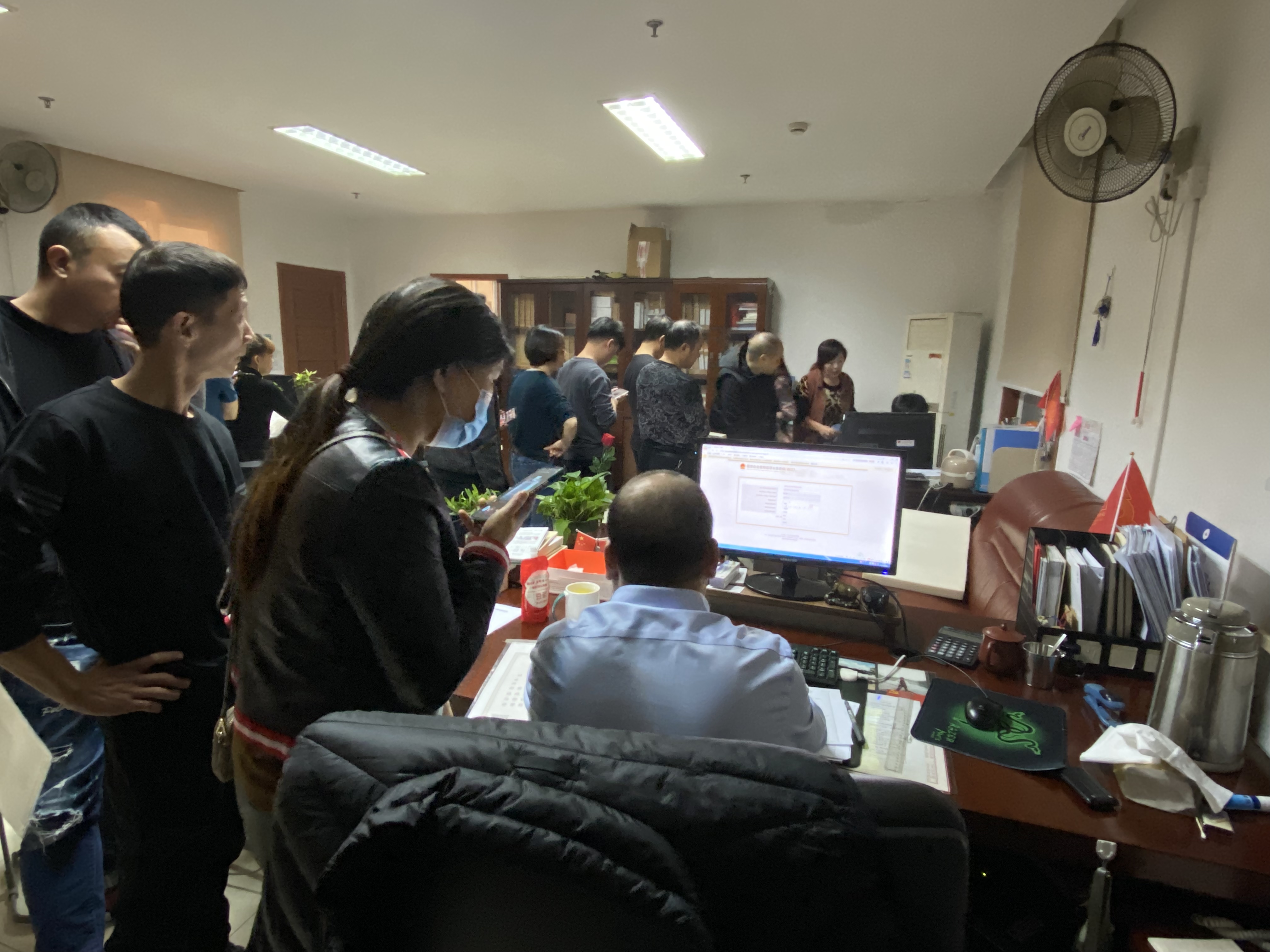 企業(yè)辦事零跑腿！快來綁定“浙江企業(yè)在線”