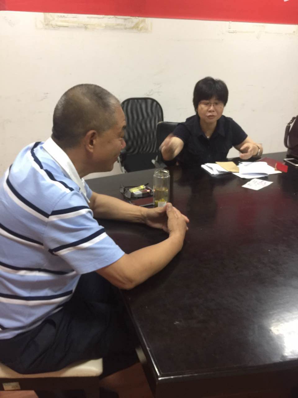 夸夸我們的老村長 愛崗敬業(yè)的老黨員