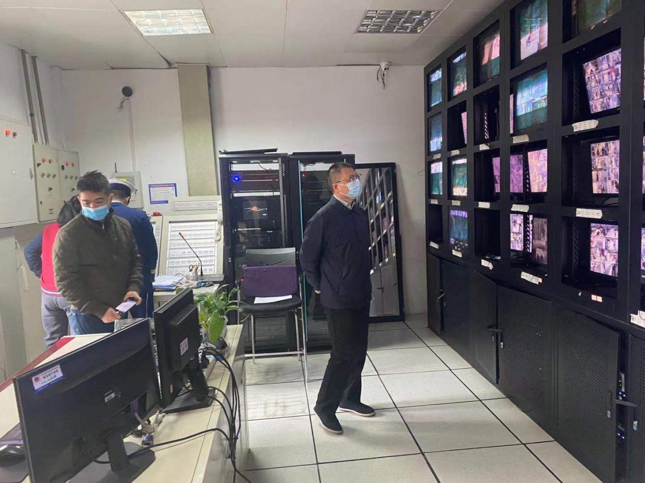 拱墅區(qū)委副書記、政法委書記李煒一行 走訪錢江商城