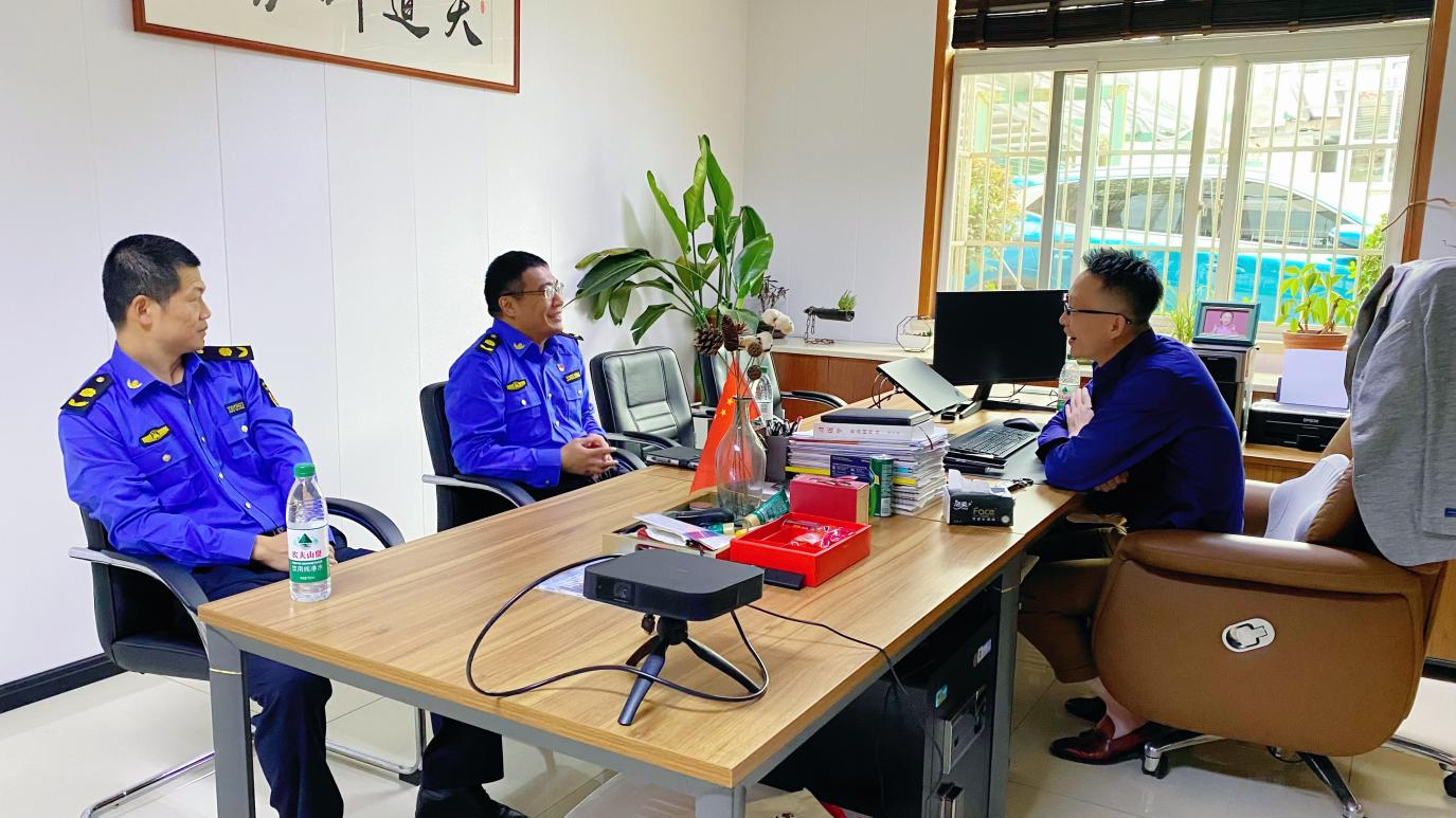 履新訪企聽心聲！大關(guān)執(zhí)法中隊拜訪錢江商城共商發(fā)展