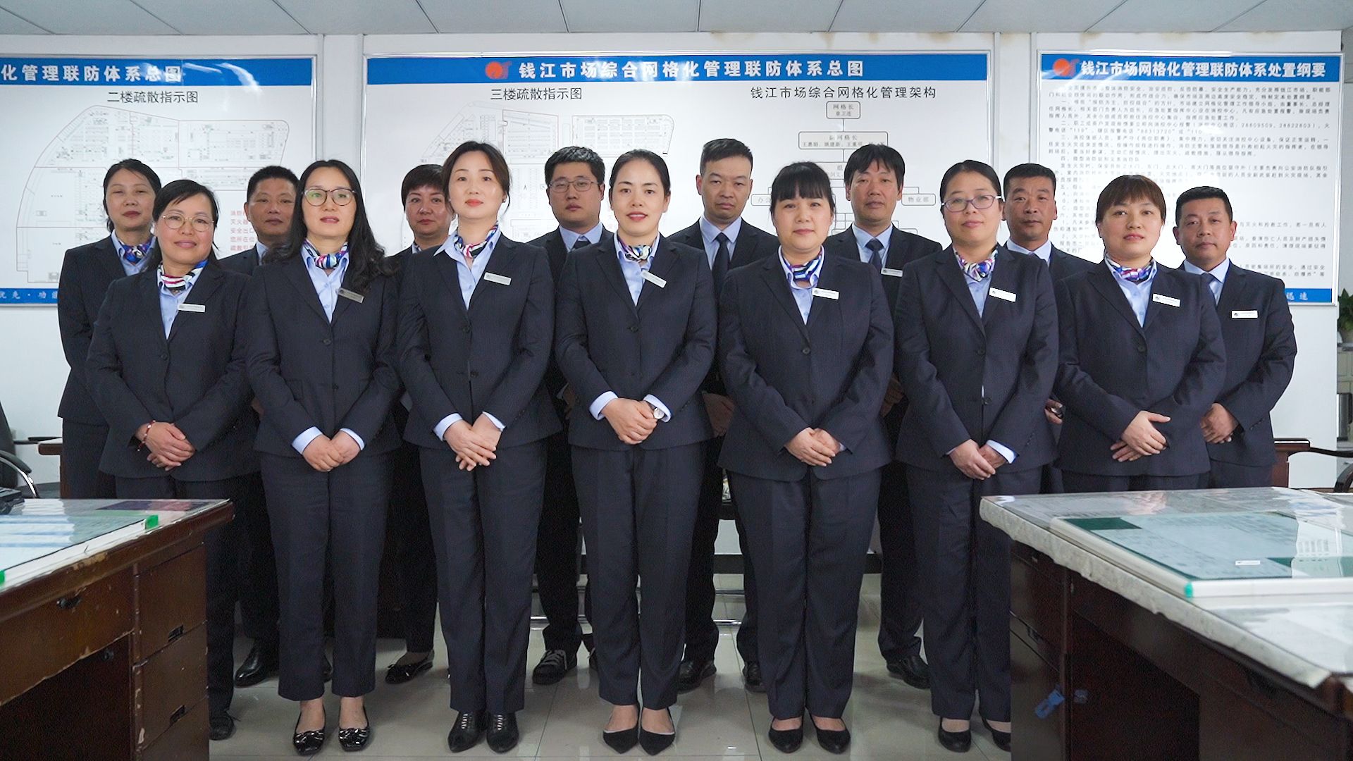 錢江商城微笑服務(wù)讓購(gòu)物充滿溫暖