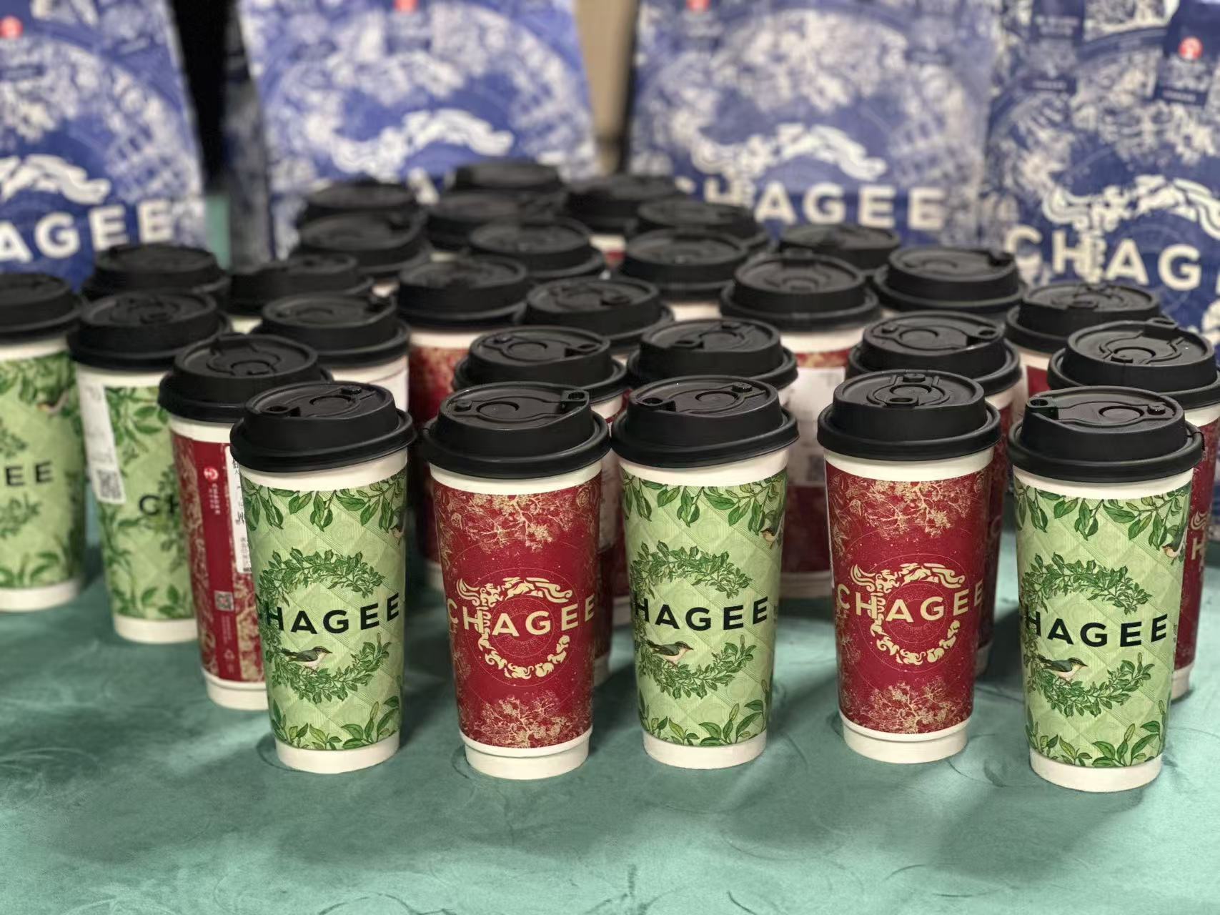 建華市場(chǎng)女神節(jié)  甜蜜滋味暖心間