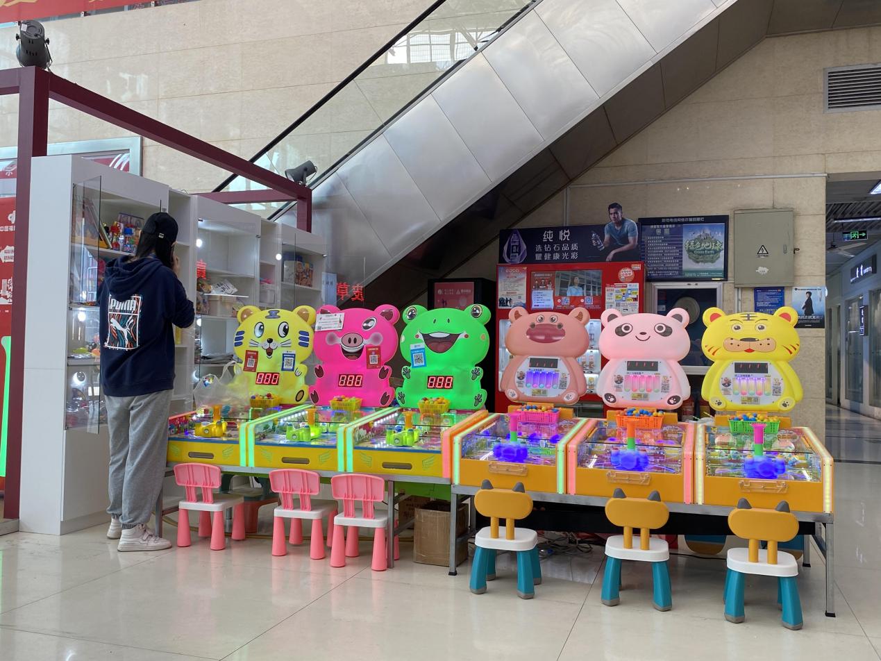 錢江商城正大廳兒童游樂區(qū)來啦！