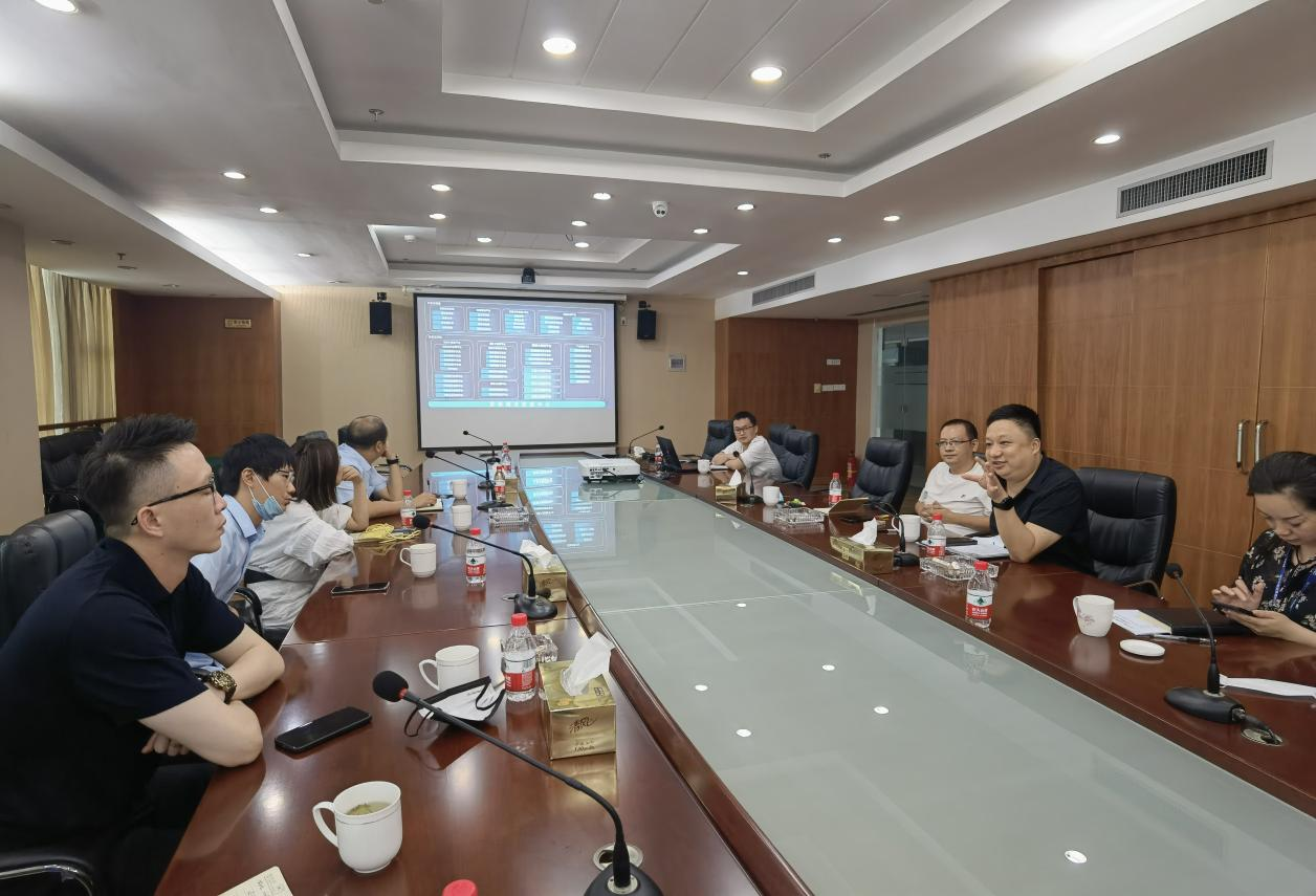 學(xué)先進(jìn)、趕先進(jìn)！錢江商城赴海寧中國皮革城考察學(xué)習(xí)智能化改造數(shù)字化轉(zhuǎn)型